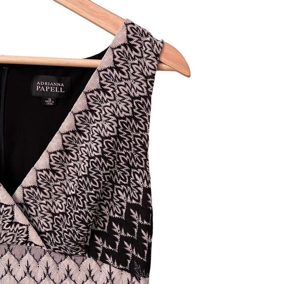 Adrianna Papell Pattern Sheath Mini Dress in Black and White Size 12 - Picture 8 of 16